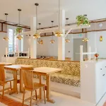 Hotel Le Petit 3*