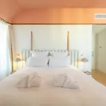 Le Petit Hotel
