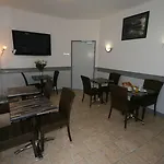 Hotell Le Petit