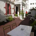 Le Petit Hotel Saint-Jean-de-Luz
