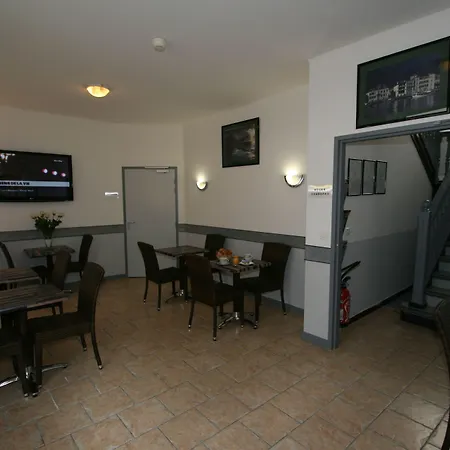 מלון Le Petit סן-ז'אן-דה-לוז