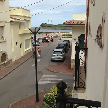 Le Petit 3* סן-ז'אן-דה-לוז