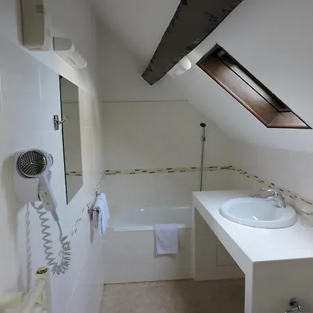 מלון Le Petit 3*